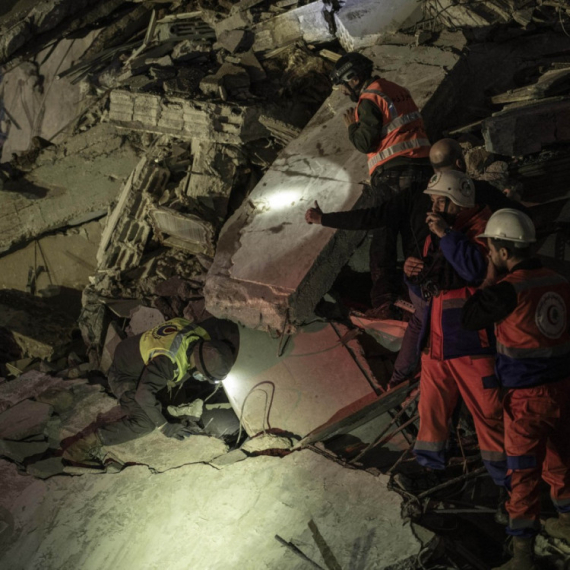 Dronovi zasuli irački Kurdistan; Upozorenje Amerima; Tramp spreman da da dodatne dane primirja FOTO/VIDEO