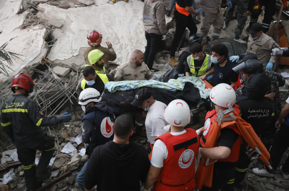 Opasna pretnja iz Izraelu; Naši prsti ostaju na okidaču