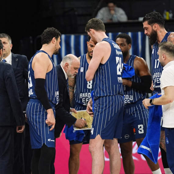 Laso objasnio kako je Efes pobedio Partizan; Penjaroja: "Imamo problema"
