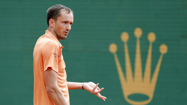 Medvedev u šoku posle debakla: "Ni na treningu mi se ovo nije desilo"