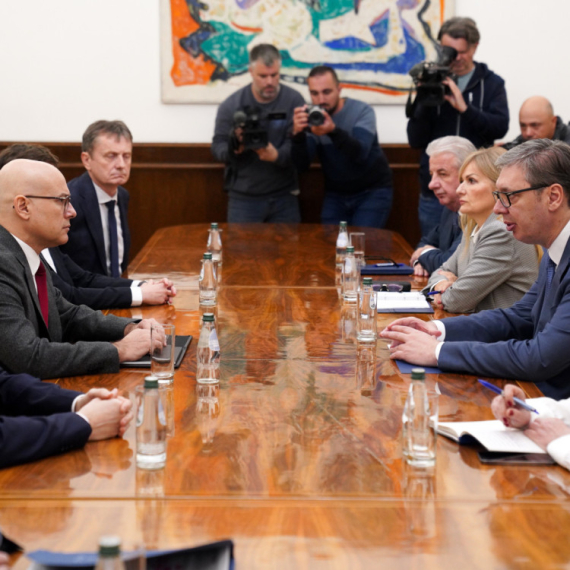 Završen sastanak Vučića sa predstavnicima stranaka: "Onaj ko se plaši razgovora, taj ne zaslužuje poverenje"