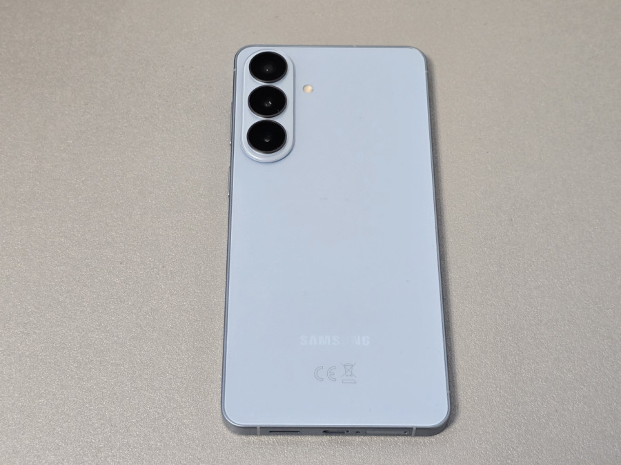 Testirali smo Samsung Galaxy S26+: Tehnološki vrhunac u svom najboljem izdanju