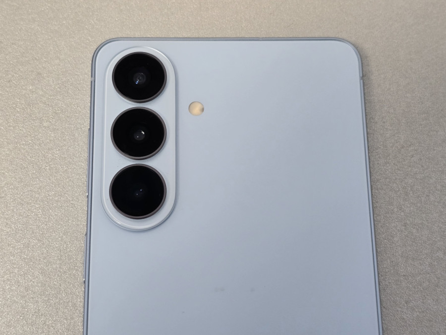 Testirali smo Samsung Galaxy S26+: Tehnološki vrhunac u svom najboljem izdanju