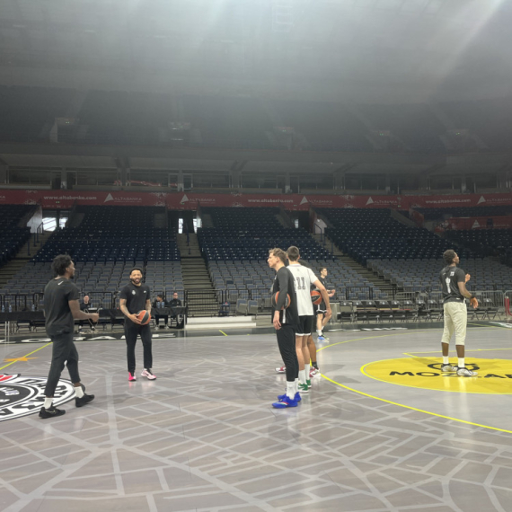 Trojke sa pola kao najava osvete: Partizan će igrati za Vujoševića VIDEO