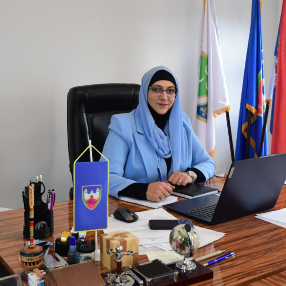 Gest za svaku pohvalu: Predsednica opštine iz svog džepa finansirala bezbednost učenika