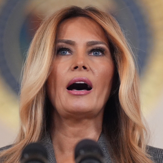 Porodični rat trese Ameriku: Meri Tramp tvrdi da Melanija krije veze s Epstajnom
