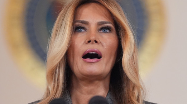 Porodični rat trese Ameriku: Meri Tramp tvrdi da Melanija krije veze s Epstajnom