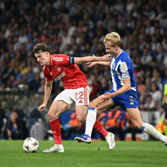 Bez pobednika u Portu – Frajburg na pragu polufinala – Aston Vila od očaja do sjaja