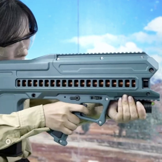 Kina napravila novo oružje: Ispaljuje do 2.000 metaka u minuti, a ne koristi barut FOTO