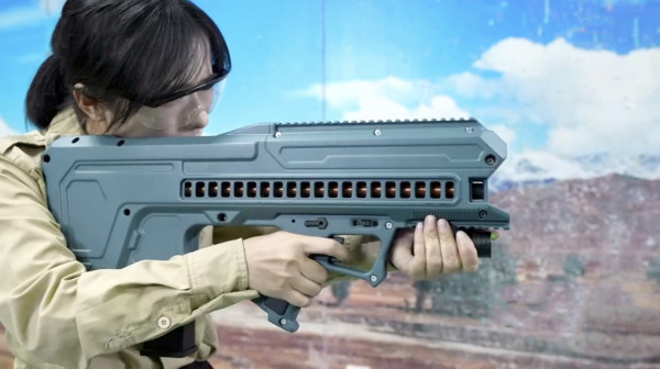 Kina napravila novo oružje: Ispaljuje do 2.000 metaka u minuti, a ne koristi barut FOTO