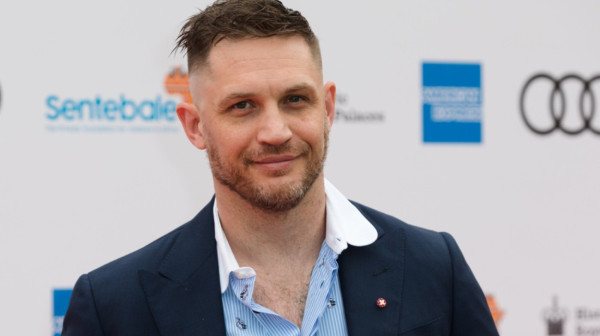 Ni traga od onog zavodnika – slavni lepotan izneverio: "Plače mi se kad ga vidim" FOTO