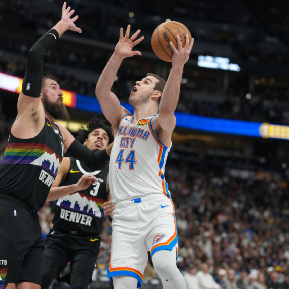 Topić posle istorijske utakmice: "Jokić i Bogdanović brinu o meni" VIDEO