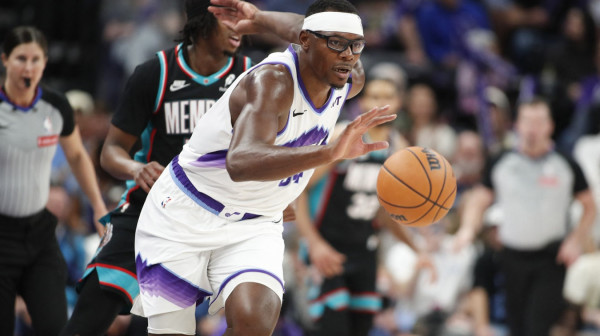 Partizan ga hteo, a sad dominira u NBA: 16 poena i 22 skoka! VIDEO