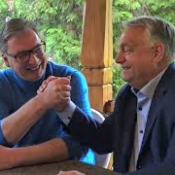 Vučić: "Orbanu sam beskrajno zahvalan za prijateljstvo Srba i Mađara" FOTO