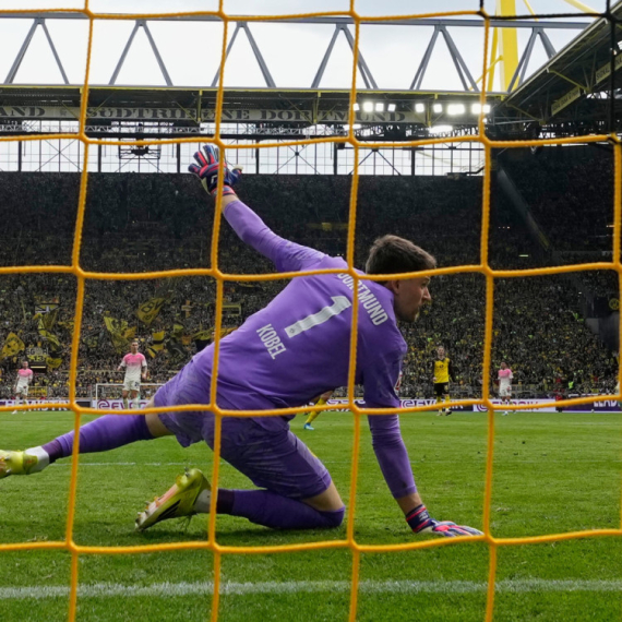 "Vestfalen" kao na sahrani – Andrih presudio "milionerima"