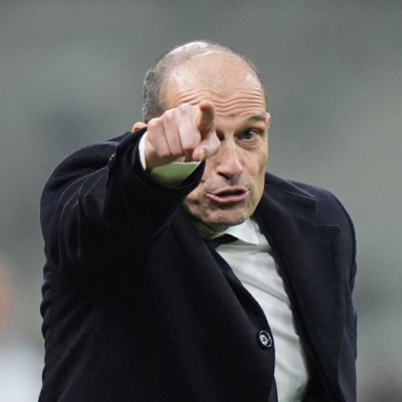 Alegrijev eksperiment u Milanu: Leao kao "lažna devetka", prelazak na 4-3-3