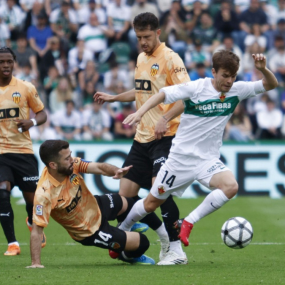 "Kuva" i na Pirinejima – Valensija pala u Elčeu, Sevilja u zoni ispadanja