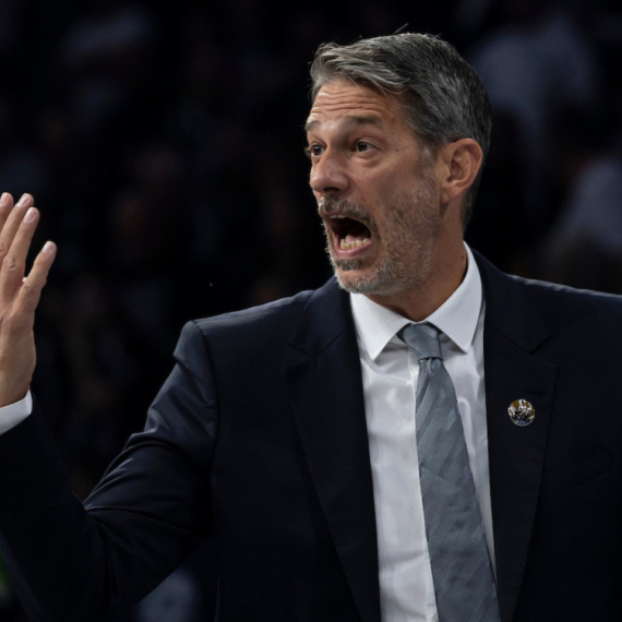 Dubai otpustio trenera?!