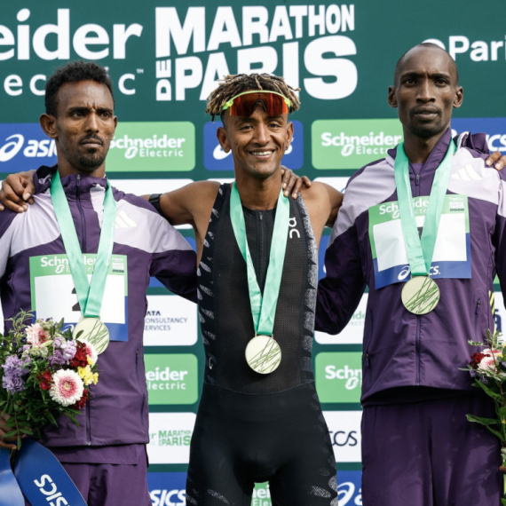 Maraton za istoriju: Italijan slavio usred Pariza