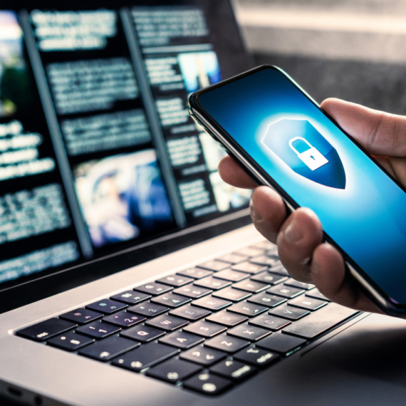 Gmail uvodi veliku promenu za mobilne telefone: Da li su vaše poruke konačno bezbedne?