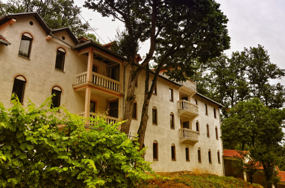 Američki pripadnici KFOR-a prešli u pravoslavlje: Krstili se na Kosovu i Metohiji VIDEO