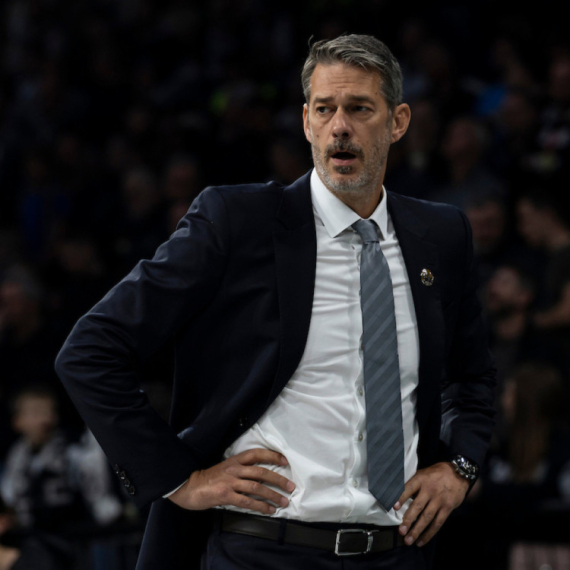 Zvanićno: Dubai traži novog trenera