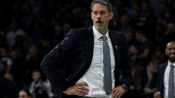 Zvanično: Dubai traži novog trenera