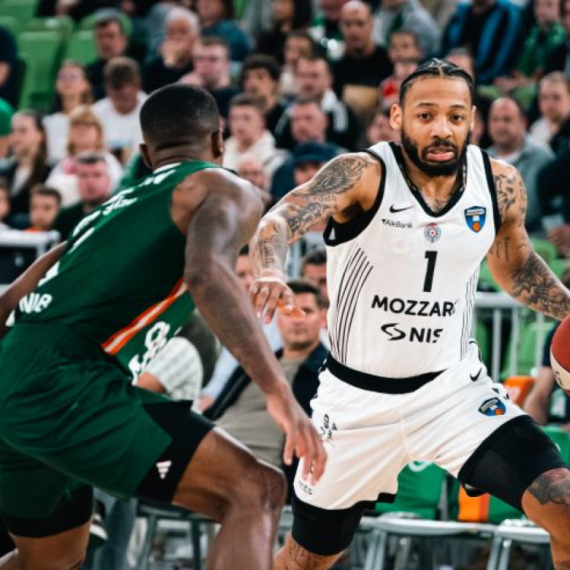 Partizan krenuo sa 0:13, pa se probudio!