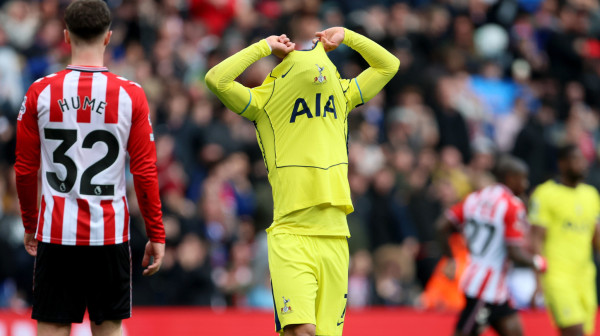 Totenhemu se crno piše VIDEO