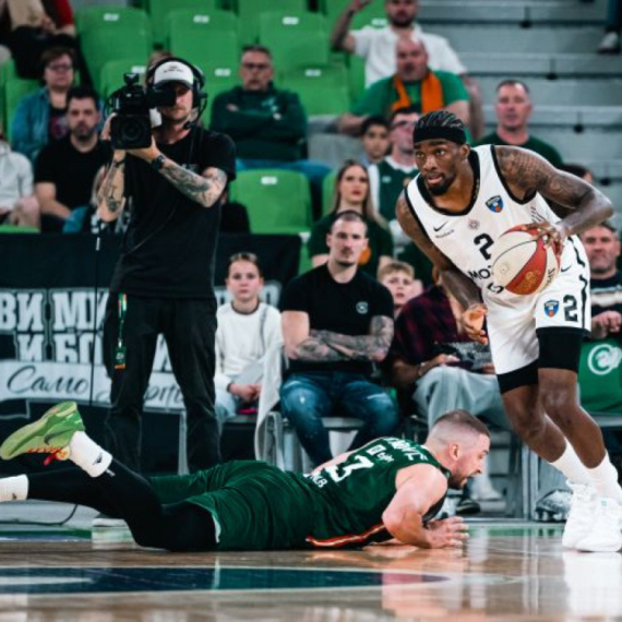 Milton "spržio" mrežicu u Ljubljani – velika uskršnja pobeda Partizana VIDEO