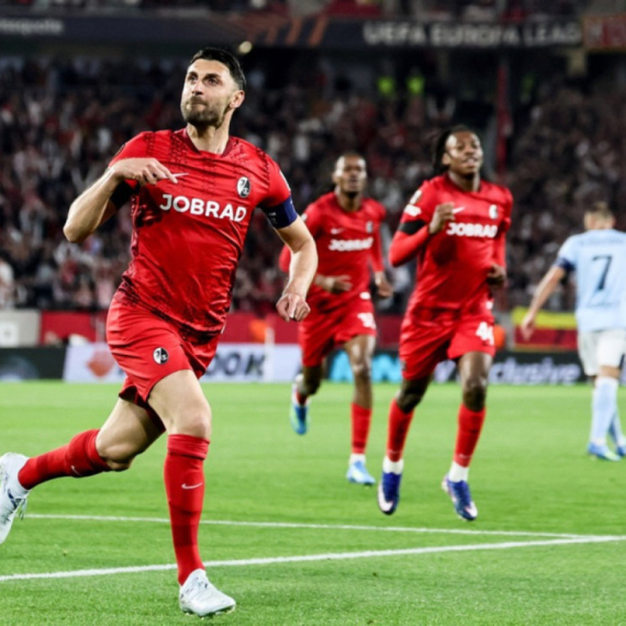 Liga Evrope ili Bundesliga, svejedno je, Frajburg deli lekcije