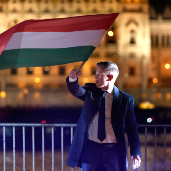 Mađar proglasio pobedu na izborima u Mađarskoj FOTO