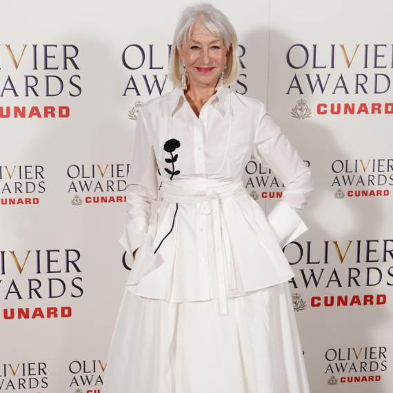 Diva je bila, diva je i ostala: I u 81. godini izgleda nestvarno FOTO