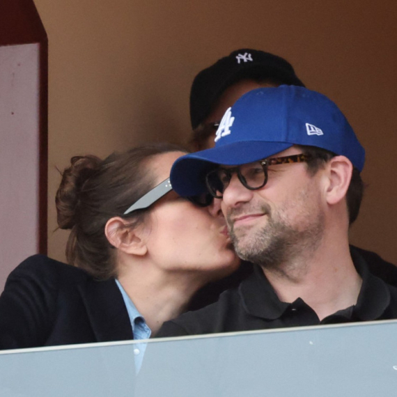 Unuka slavne Grejs Keli konačno je pokazala dečka: Evo ko je on FOTO