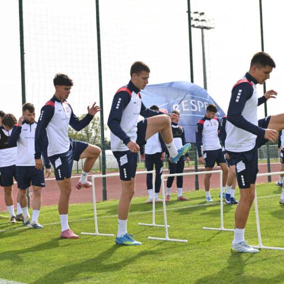 Paunović opet okupio superligaše na treningu FOTO