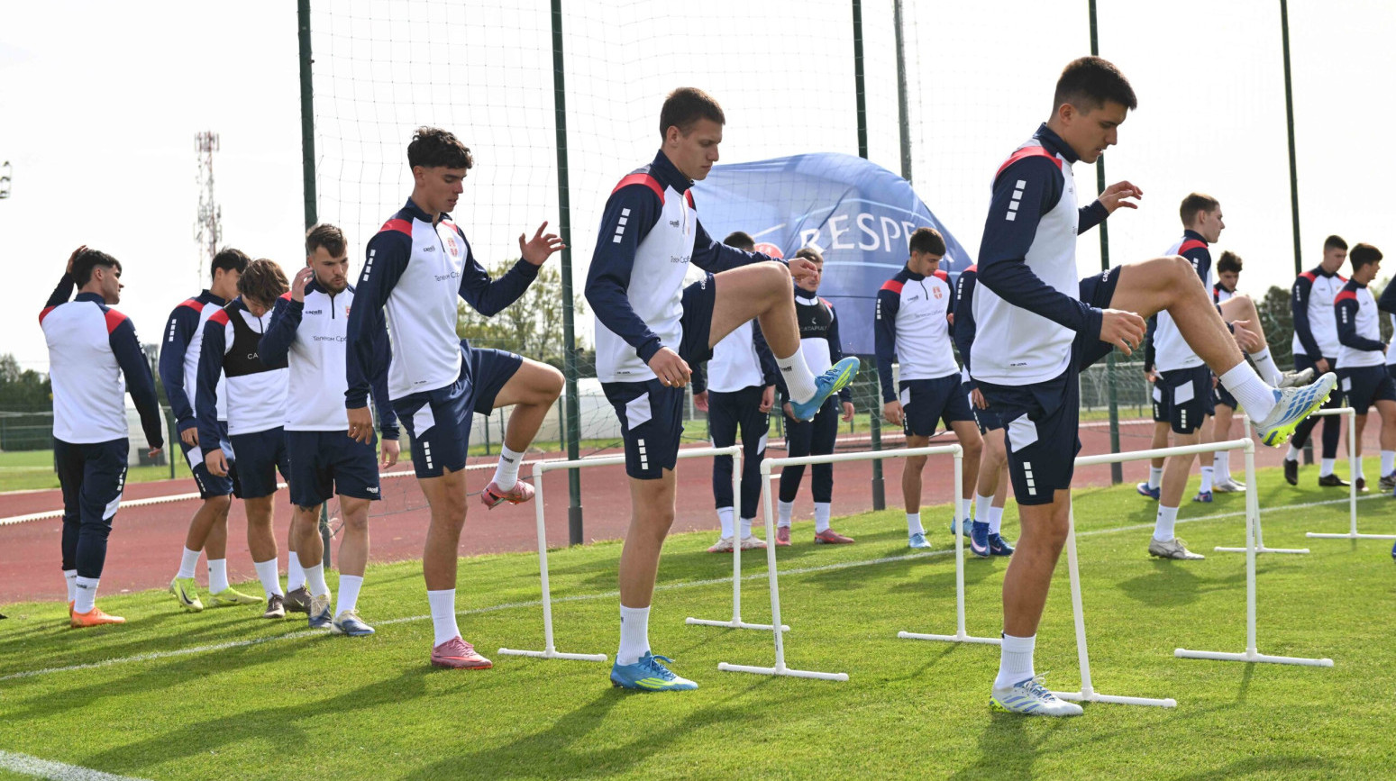 Šta je Paunovićev plan? Ponovo trenirao sa superligaškim igračima FOTO