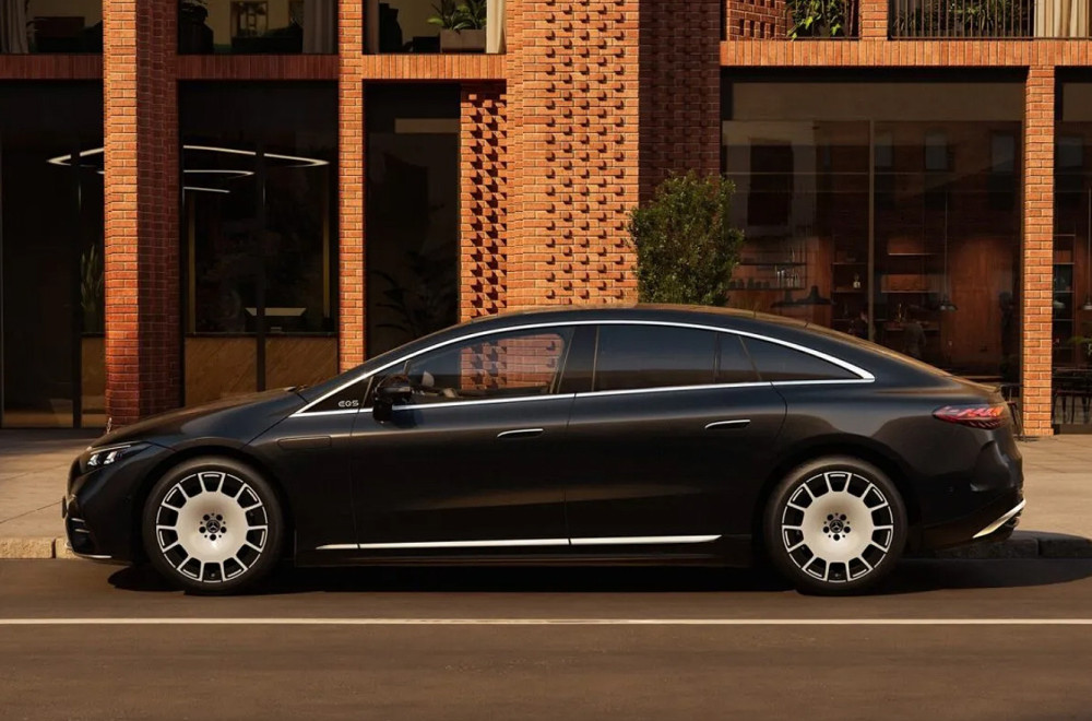 Mercedes unapredio svoju električnu limuzinu: Jedan detalj iz kabine privlači pažnju FOTO