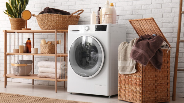 Mašina za pranje veša biće kao nova – ako u nju sipate ovu tečnost iz kupatila