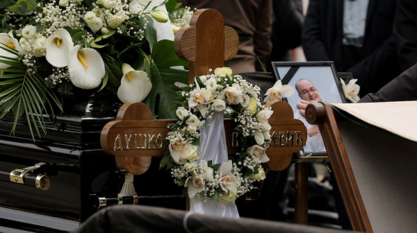 Sahranjen Duško Vujošević