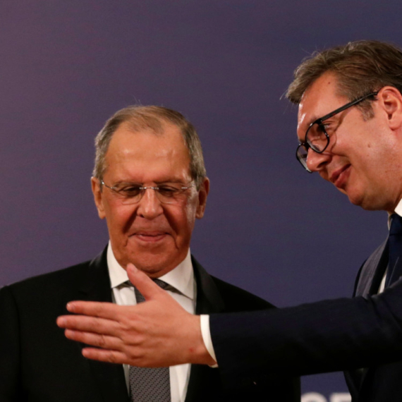 Lavrov: "Vučić je političar sa iskustvom"; "U razgovorima sa Putinom je rekao neće EU pod antiruskim uslovima"