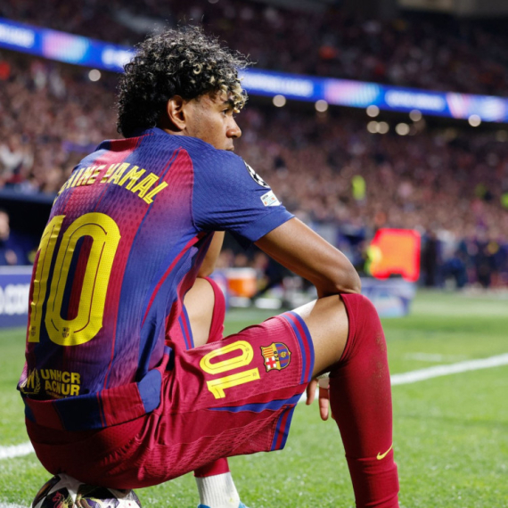 Barsa tuguje, ali i slavi novog velikog lidera VIDEO