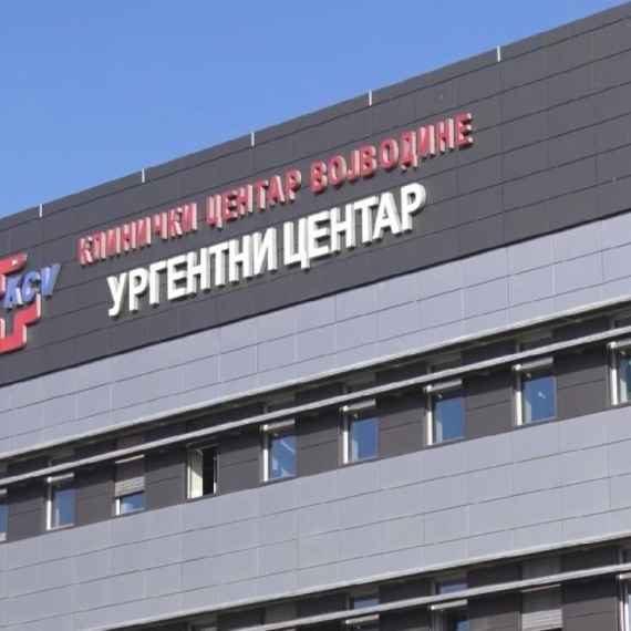 Drama u Novom Sadu: Mladić pao sa krova napuštene "Azotare", sa teškim povredama prevezen u bolnicu