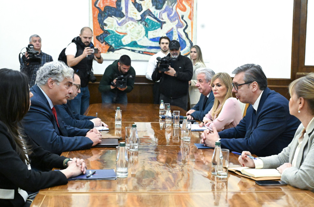 Vučić završio konsultacije sa predstavnicima Narodne stranke