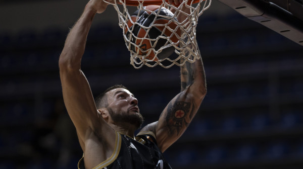 Zvanično: Žofri Lovernj u Partizanu!