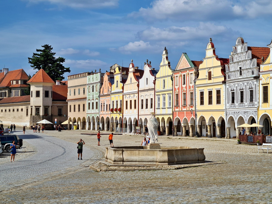 Najšarmantniji češki grad, a nije Prag: Nestvarna arhitektura i specijaliteti koji se ne zaboravljaju FOTO