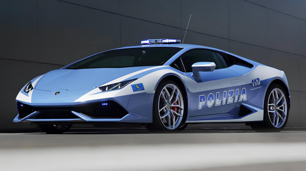 Policijski Lamborghini prešao 358.000 km – i dalje ima fabrički V10 motor i menjač