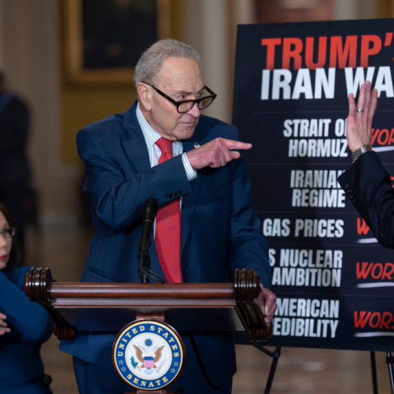 Karambol u SAD – propao pokušaj