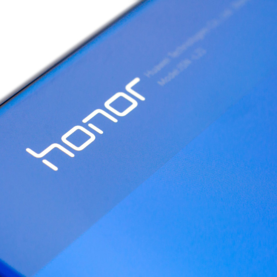Honor ruši rekorde: Stiže telefon sa neverovatnom baterijom od 11.000 mAh