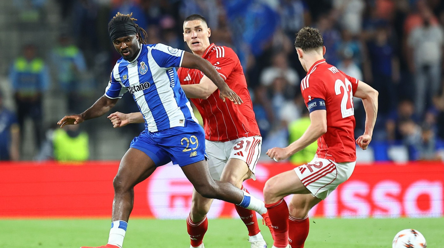 LE: Vila i Frajburg blizu polufinala, ali preokreti vise u vazduhu!