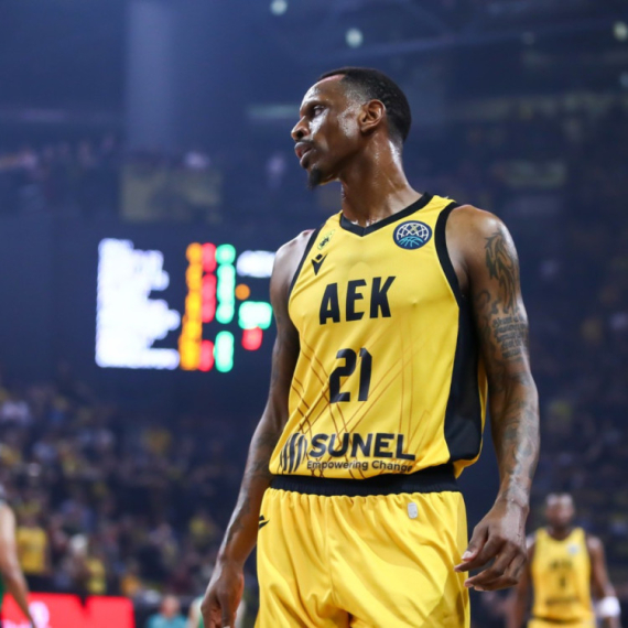 Naneli u elitnom društvu